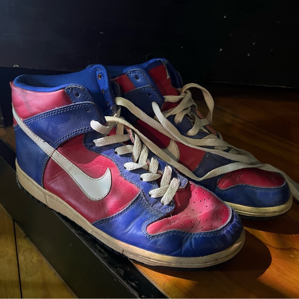Nike High-Top Sneakers in Blue‎ and Red